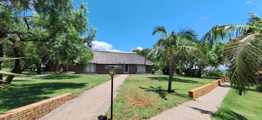 10 Bedroom Property for Sale in Swartruggens North West